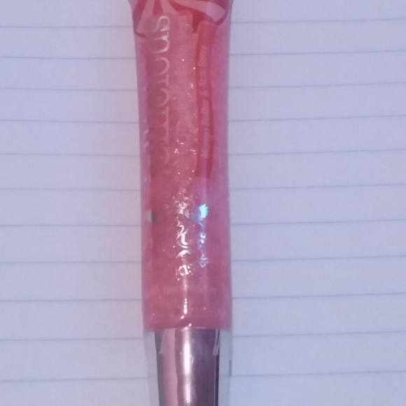 Ruby Kisses (Jellicious) - Picture 1 of 3